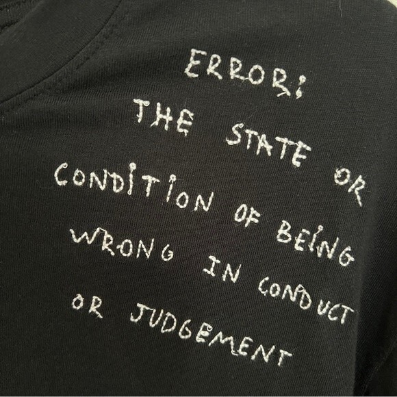 Mango Tee w/Quote on Left Shoulder in Black - Picture 4 of 6